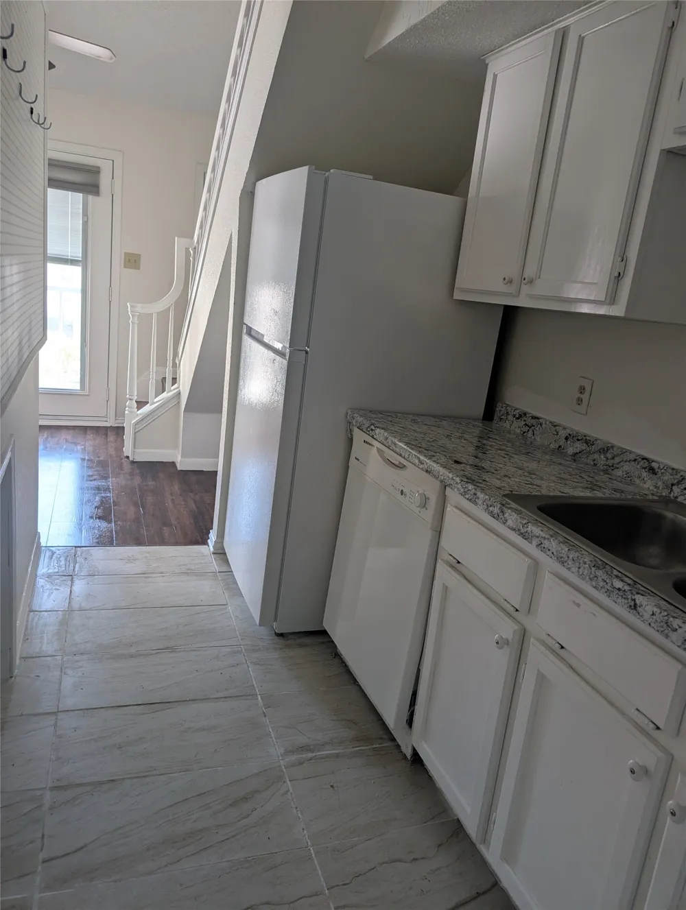 2310 Balsam Drive #B206 Arlington, TX 76006