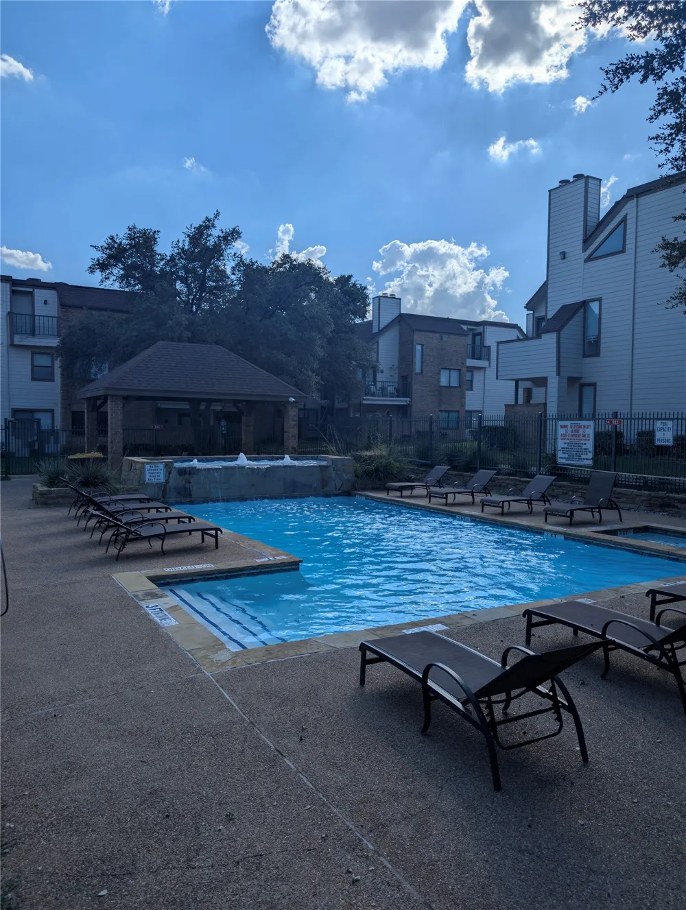 2310 Balsam Drive #B206 Arlington, TX 76006