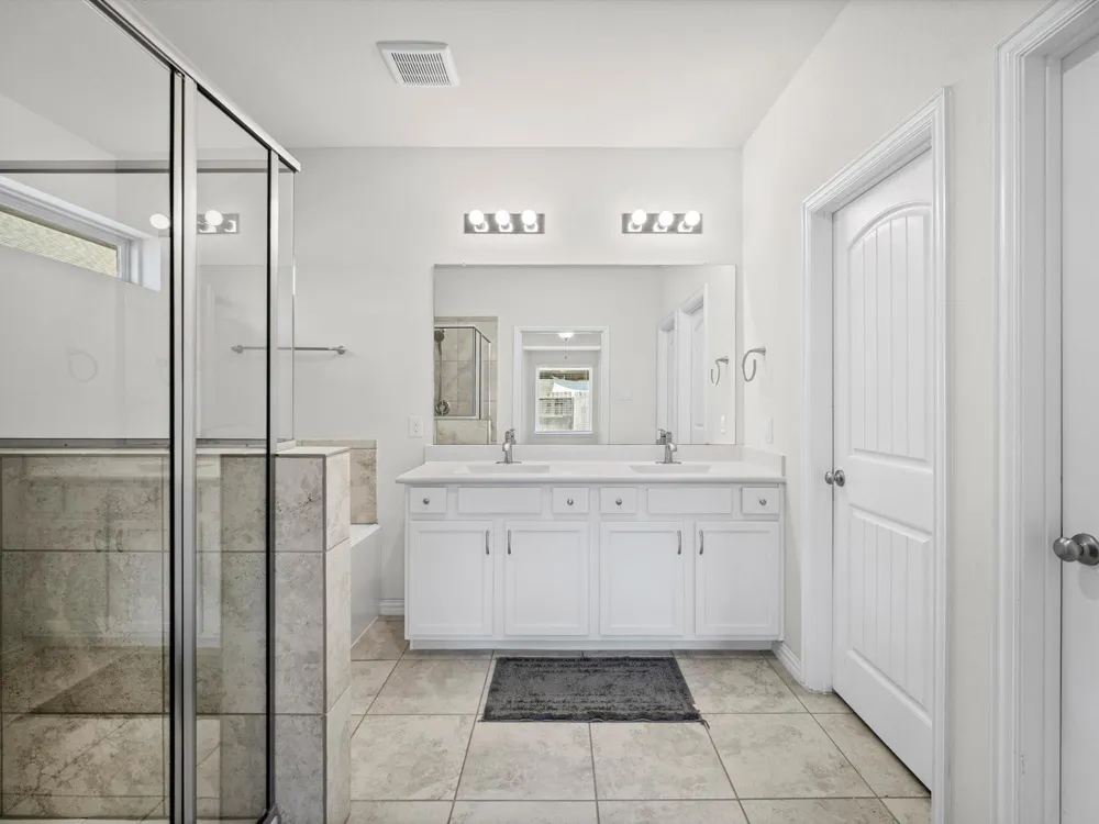 8915 English Manor Drive Cypress, TX 77433