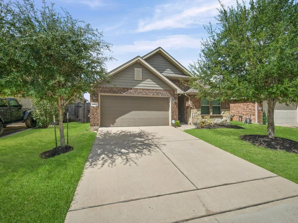 8915 English Manor Drive Cypress, TX 77433