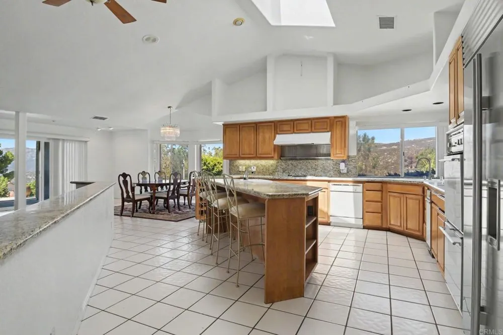 2567 Starkey Way Alpine, CA 91901