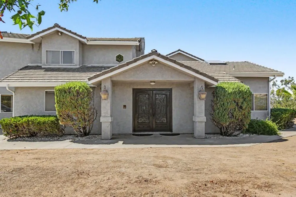 2567 Starkey Way Alpine, CA 91901