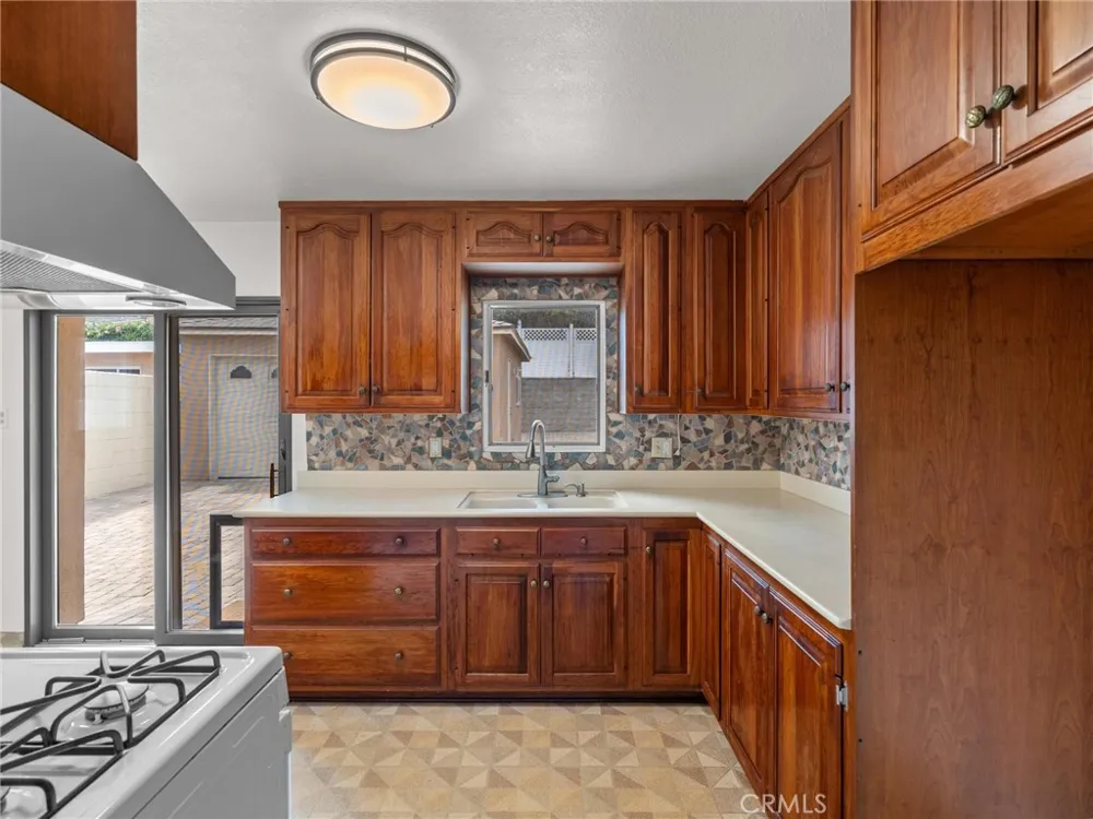 1331 W. 27th Street San Pedro, CA 90731