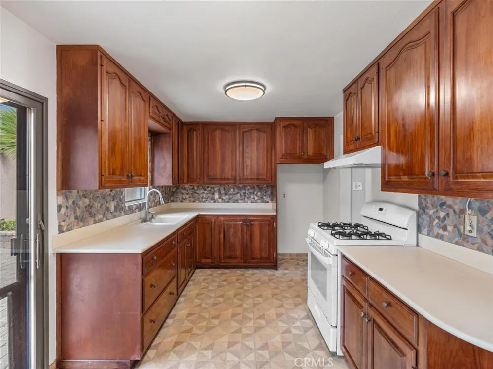 1331 W. 27th Street San Pedro, CA 90731