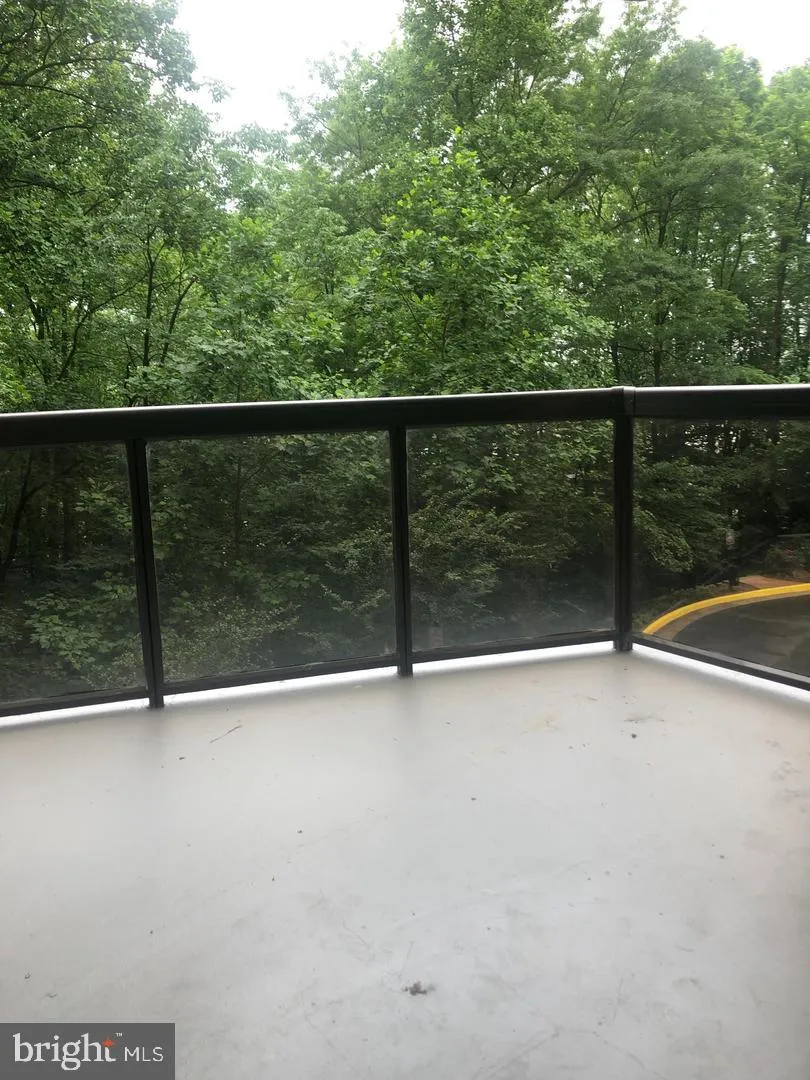 8370 GREENSBORO DRIVE #104 Mclean, VA 22102