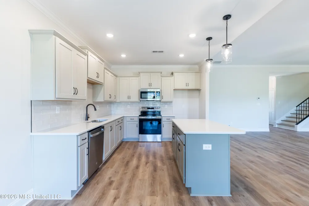 2307 Josie Lane Hernando, MS 38632