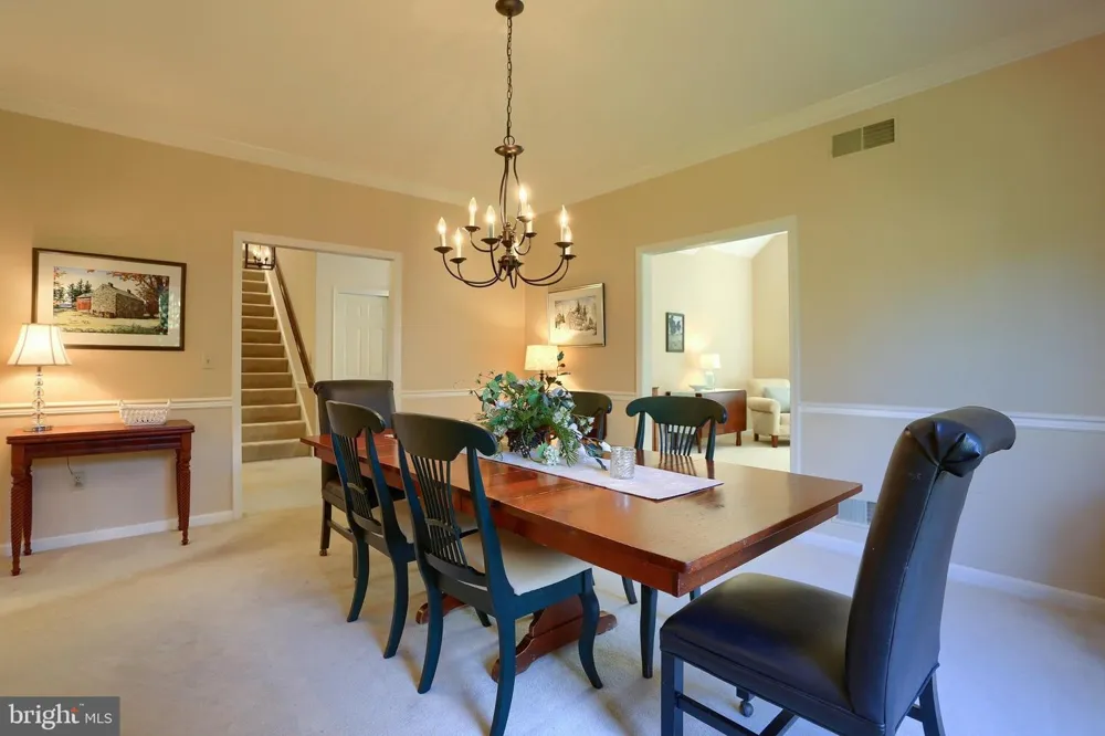 112 ALMOND DRIVE Hershey, PA 17033