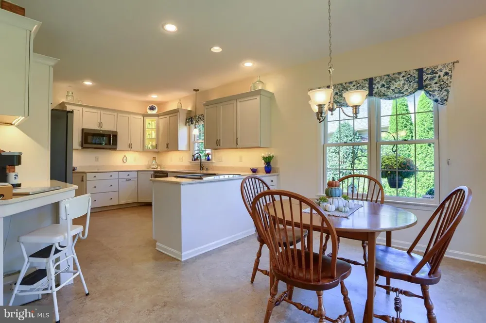 112 ALMOND DRIVE Hershey, PA 17033