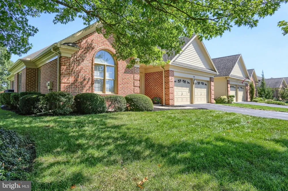 112 ALMOND DRIVE Hershey, PA 17033