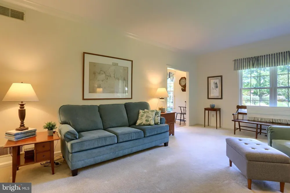 112 ALMOND DRIVE Hershey, PA 17033