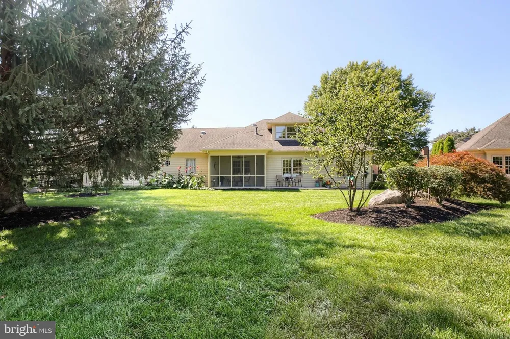 112 ALMOND DRIVE Hershey, PA 17033
