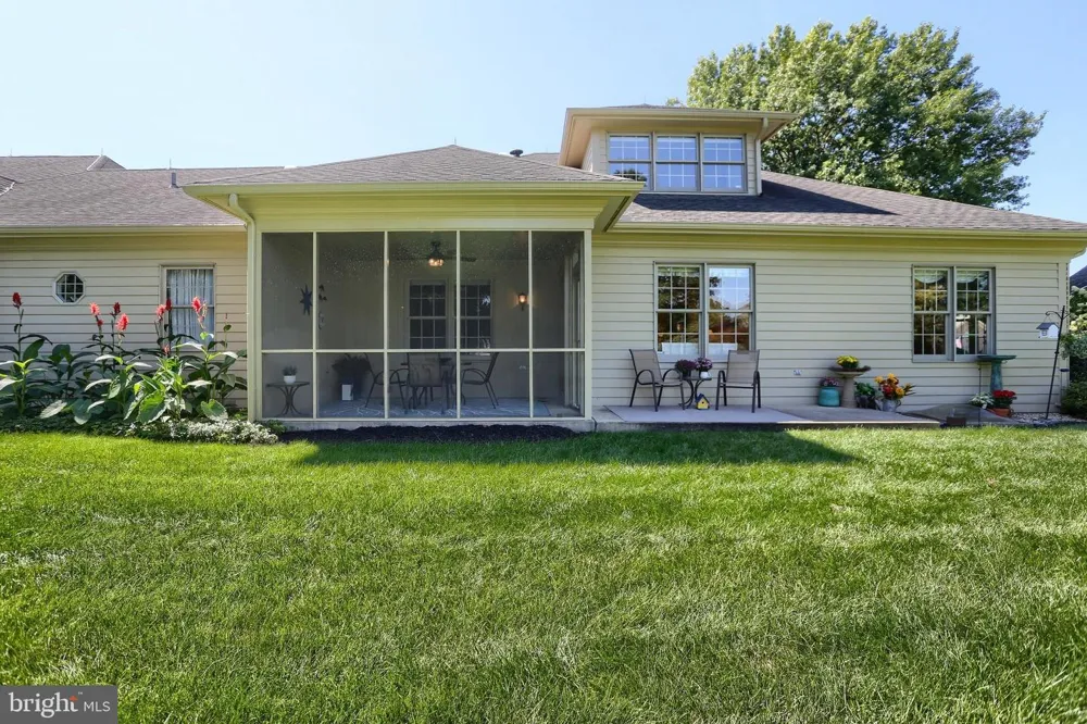 112 ALMOND DRIVE Hershey, PA 17033