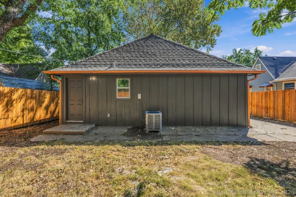 842 Gary Avenue Tulsa, OK 74110