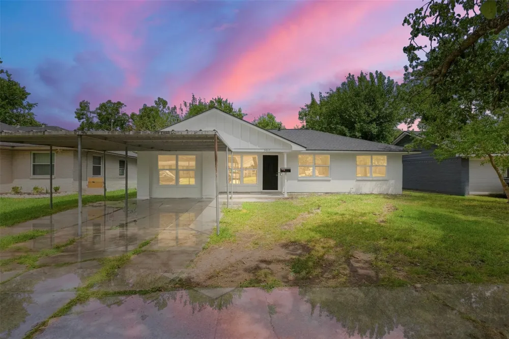 3017 Cedarcrest Drive Pasadena, TX 77503