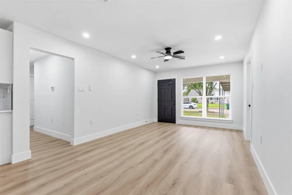 3017 Cedarcrest Drive Pasadena, TX 77503