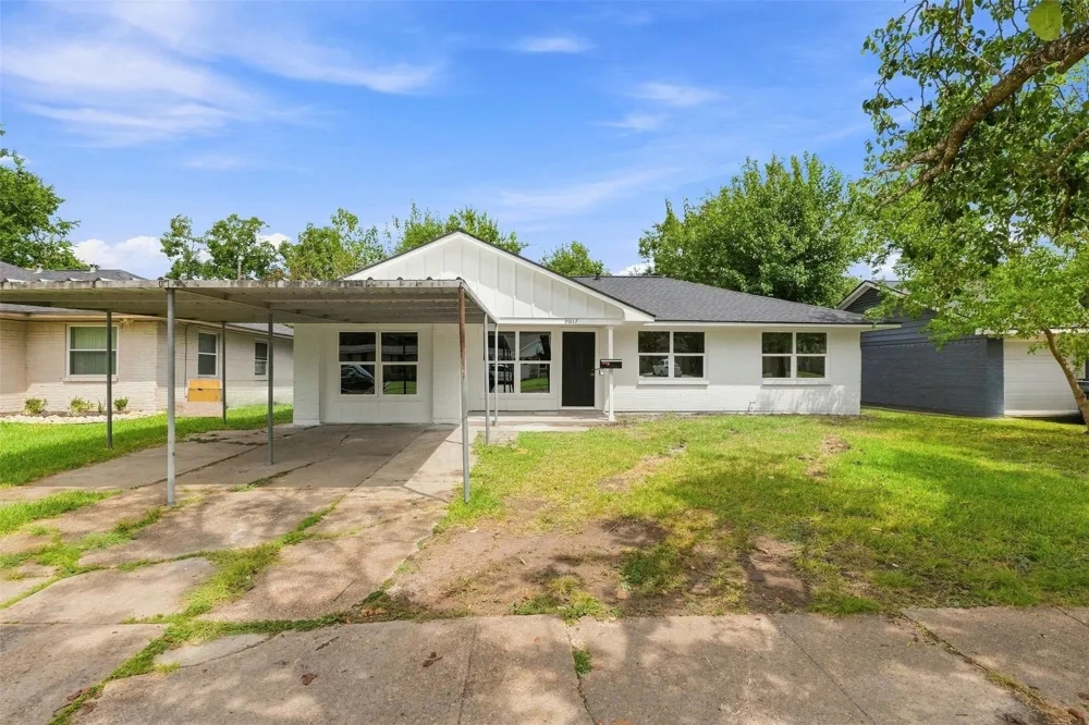 3017 Cedarcrest Drive Pasadena, TX 77503