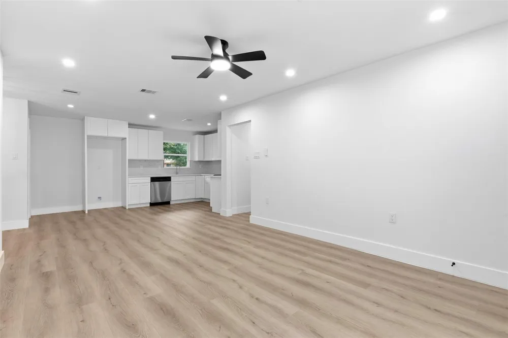 3017 Cedarcrest Drive Pasadena, TX 77503