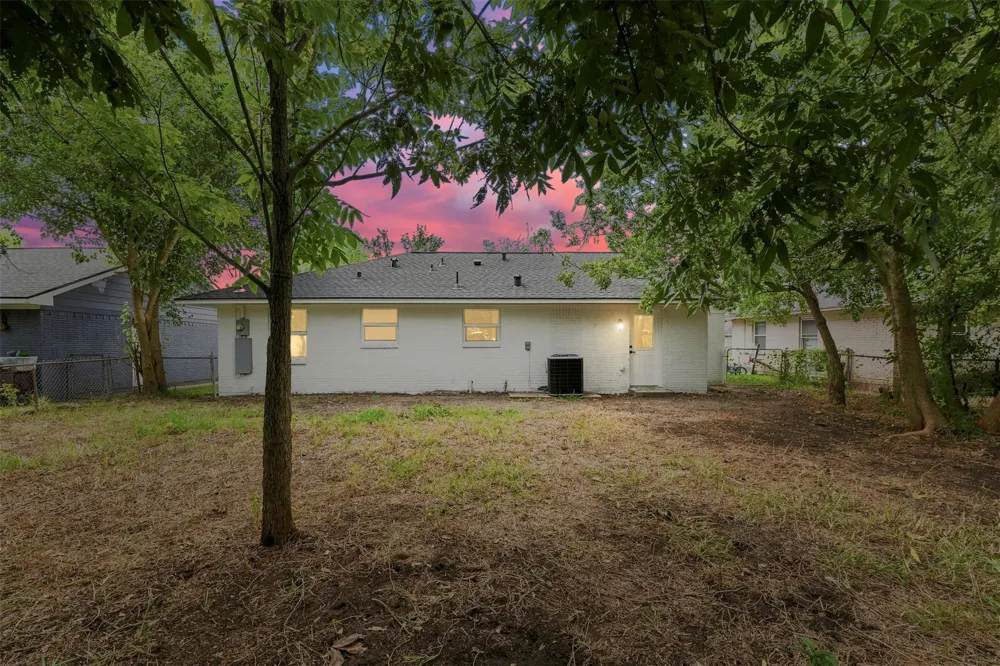 3017 Cedarcrest Drive Pasadena, TX 77503
