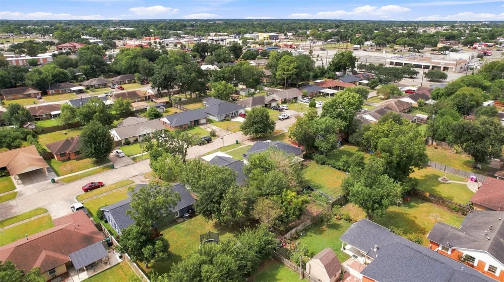3017 Cedarcrest Drive Pasadena, TX 77503