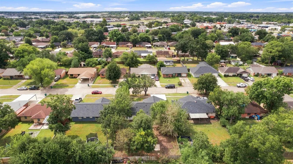 3017 Cedarcrest Drive Pasadena, TX 77503