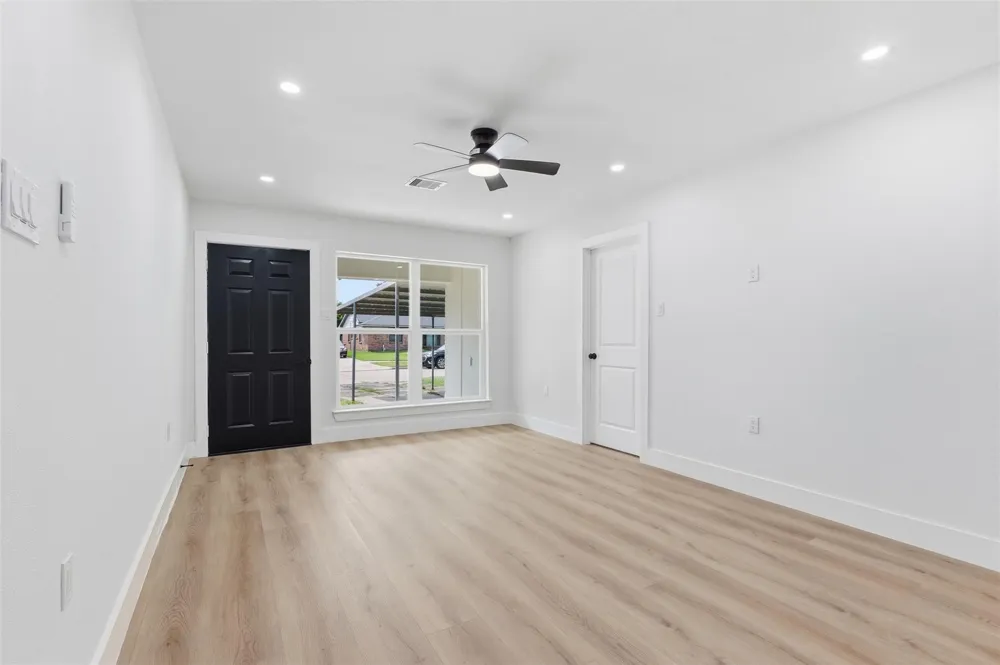 3017 Cedarcrest Drive Pasadena, TX 77503