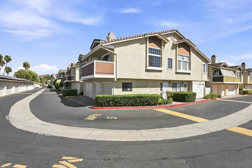 10150 Palm Glen Drive #34 Santee, CA 92071