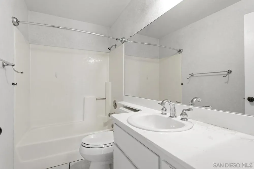 10150 Palm Glen Drive #34 Santee, CA 92071