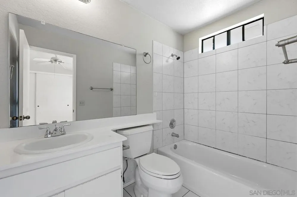 10150 Palm Glen Drive #34 Santee, CA 92071