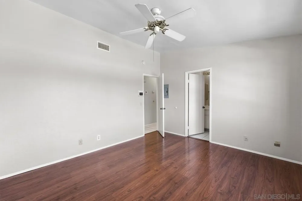 10150 Palm Glen Drive #34 Santee, CA 92071