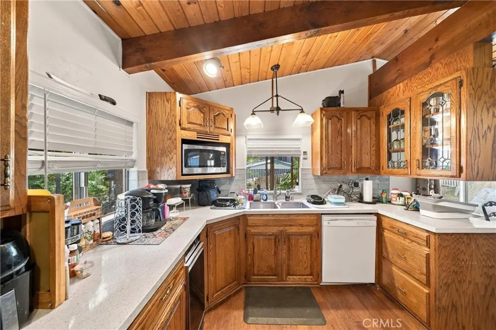 31430 Frontier Running Springs, CA 92382