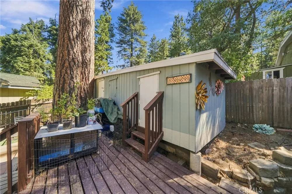 31430 Frontier Running Springs, CA 92382