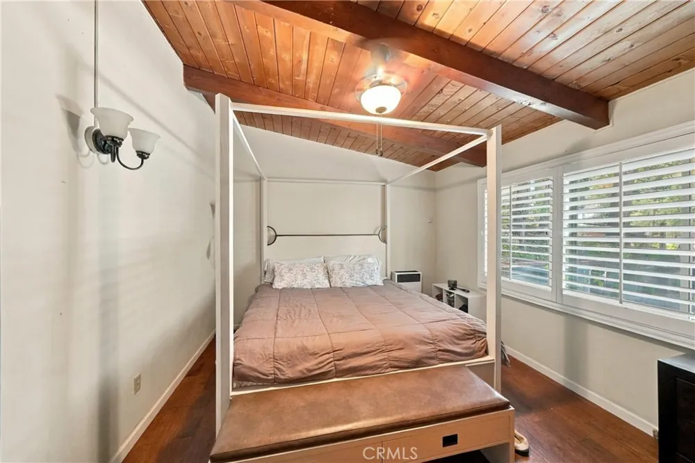 31430 Frontier Running Springs, CA 92382