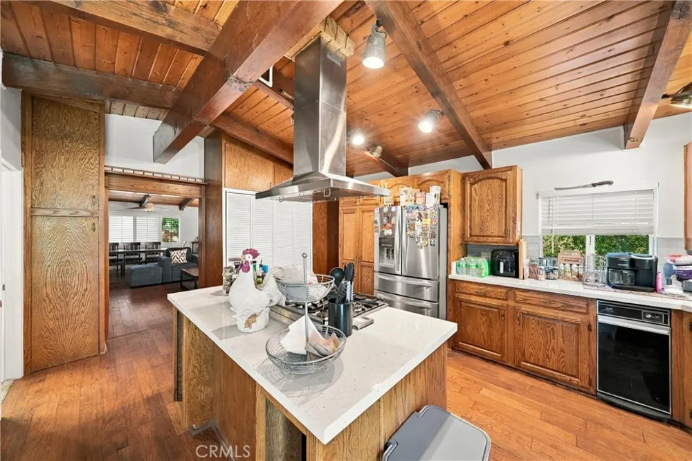 31430 Frontier Running Springs, CA 92382