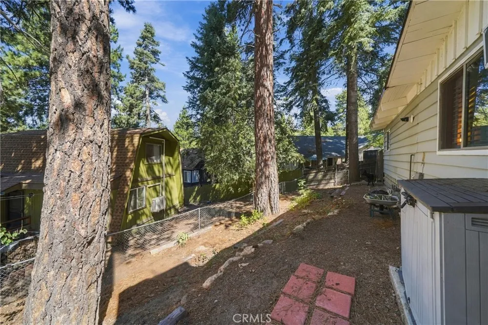 31430 Frontier Running Springs, CA 92382