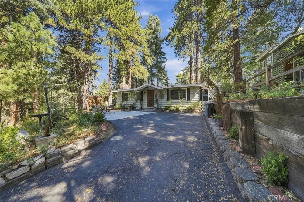 31430 Frontier Running Springs, CA 92382
