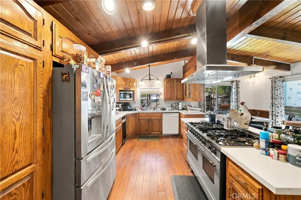 31430 Frontier Running Springs, CA 92382