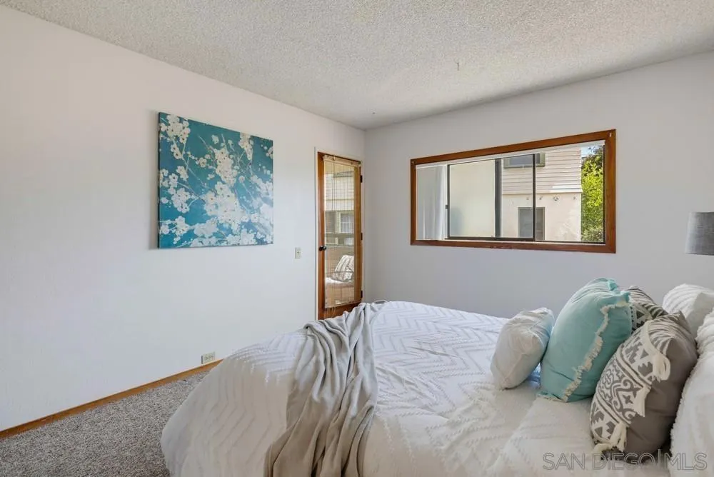 917 Torrance St. #1 San Diego, CA 92103