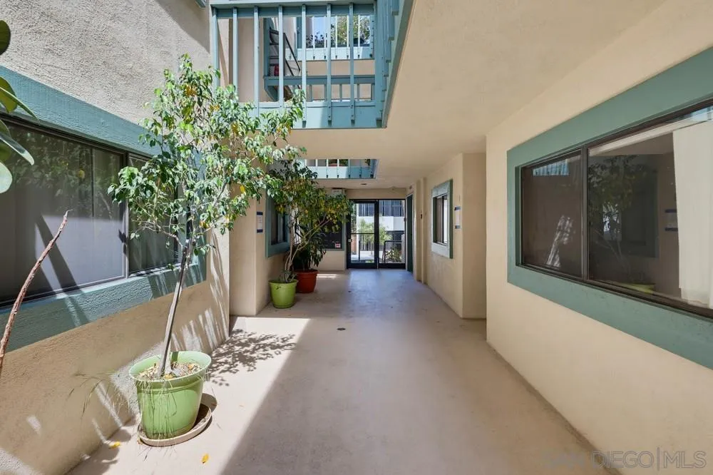 917 Torrance St. #1 San Diego, CA 92103