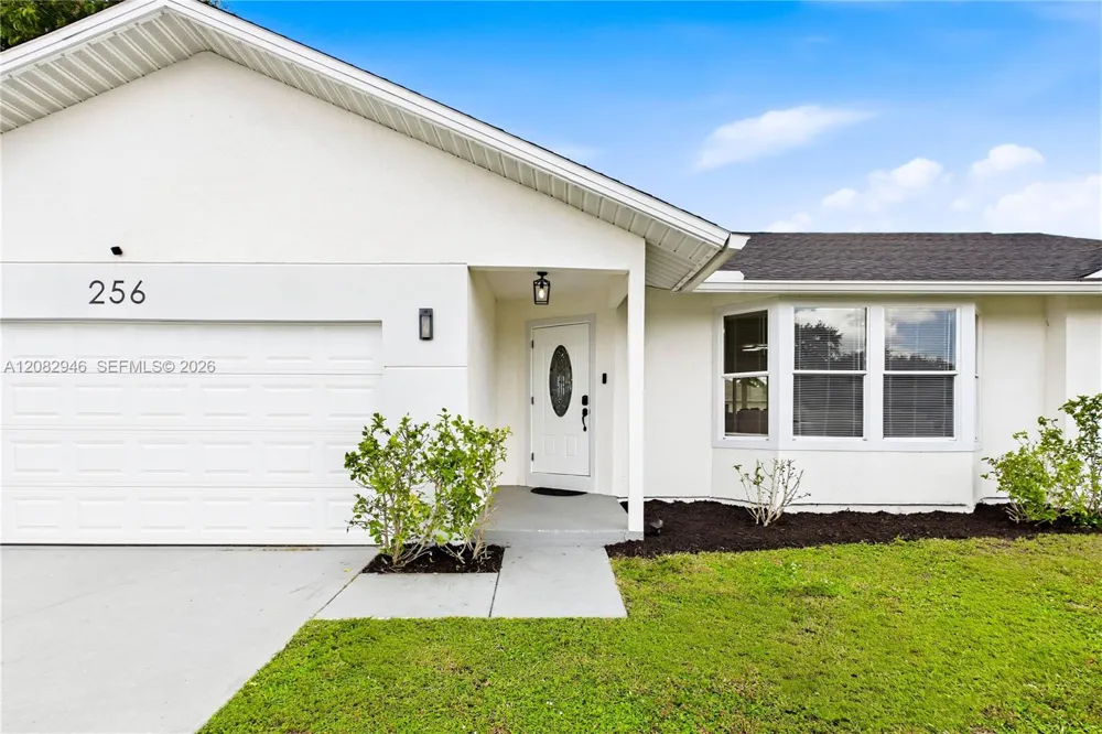256 SE Santa Barbara Pl Other City - In The State Of Florida, FL 33990