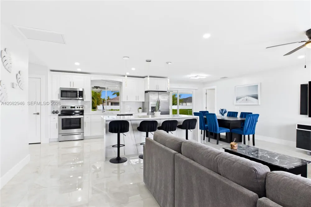 256 SE Santa Barbara Pl Other City - In The State Of Florida, FL 33990