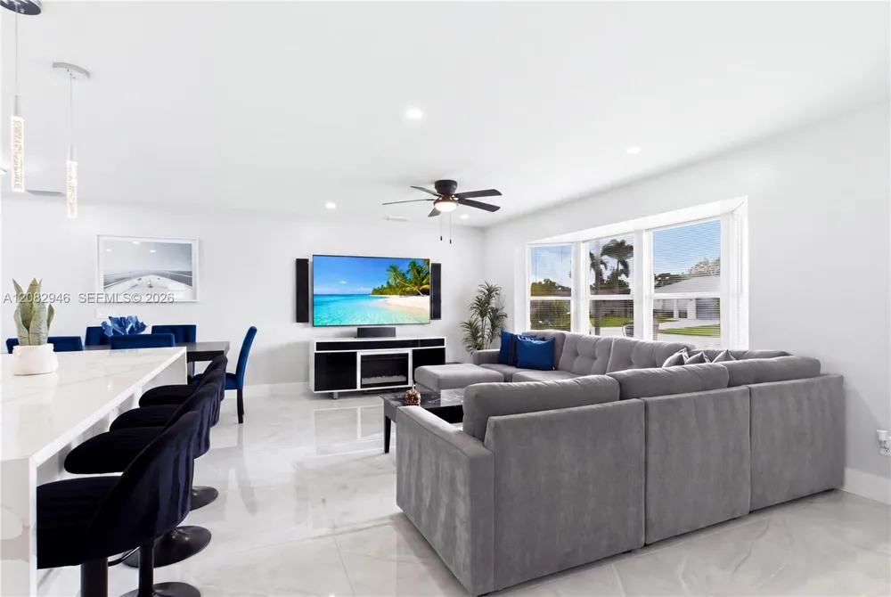 256 SE Santa Barbara Pl Other City - In The State Of Florida, FL 33990