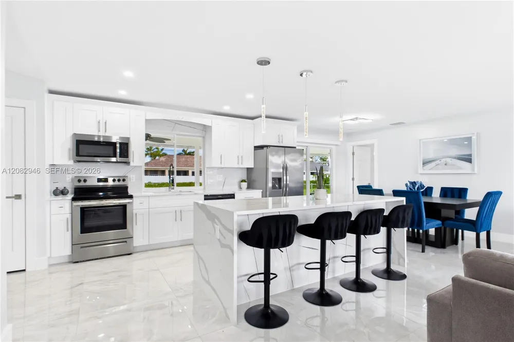 256 SE Santa Barbara Pl Other City - In The State Of Florida, FL 33990