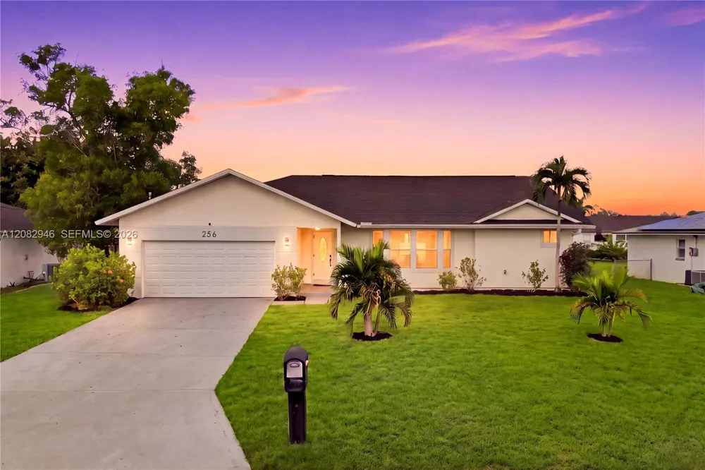 256 SE Santa Barbara Pl Other City - In The State Of Florida, FL 33990