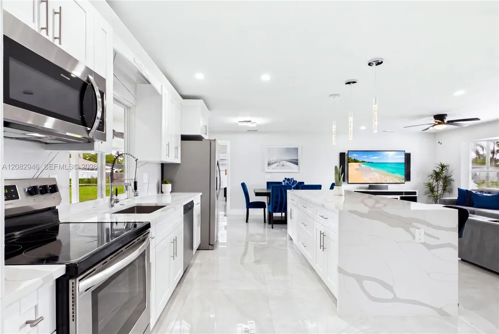 256 SE Santa Barbara Pl Other City - In The State Of Florida, FL 33990