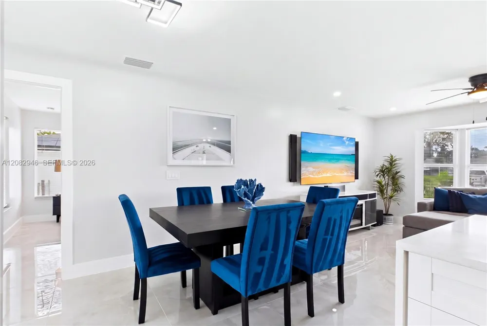 256 SE Santa Barbara Pl Other City - In The State Of Florida, FL 33990
