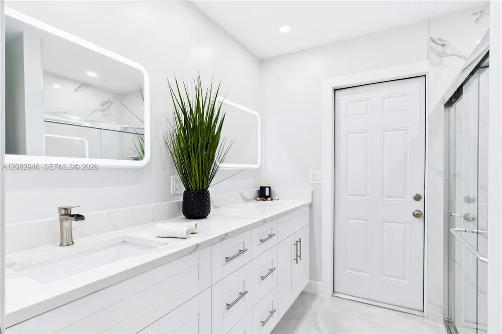 256 SE Santa Barbara Pl Other City - In The State Of Florida, FL 33990