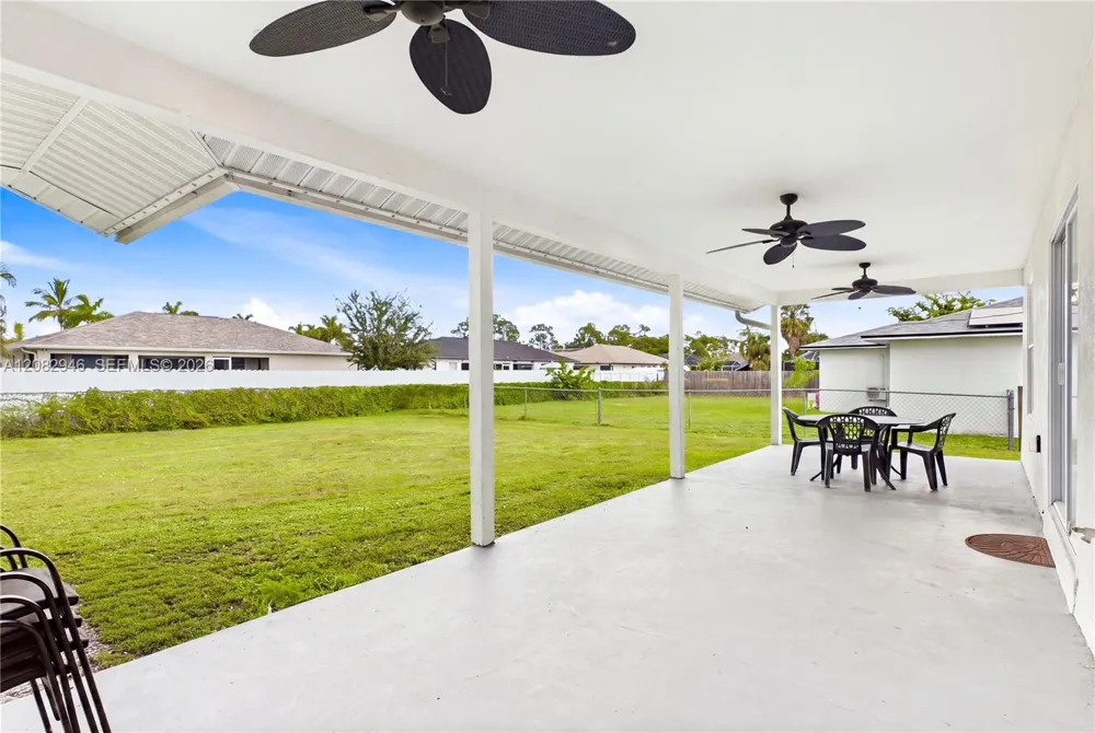 256 SE Santa Barbara Pl Other City - In The State Of Florida, FL 33990