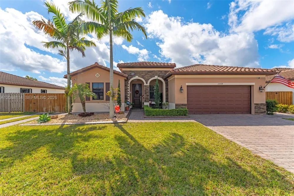 2484 SE 2nd St Homestead, FL 33033