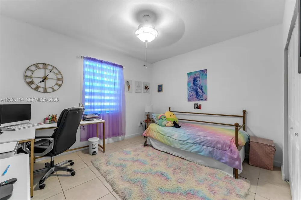 2484 SE 2nd St Homestead, FL 33033
