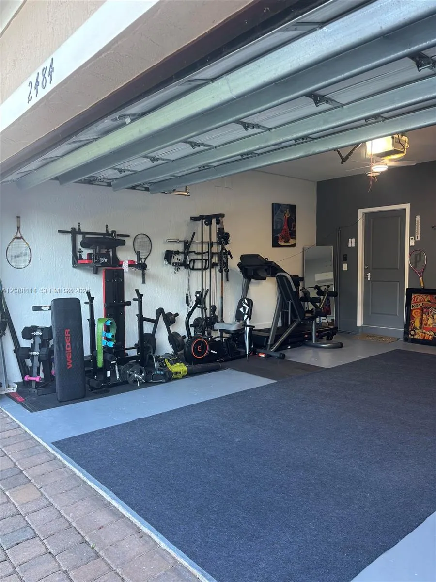 2484 SE 2nd St Homestead, FL 33033